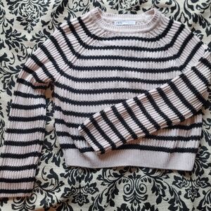 Zara Black and White stripe pattern knit chunky cozy crewneck sweater